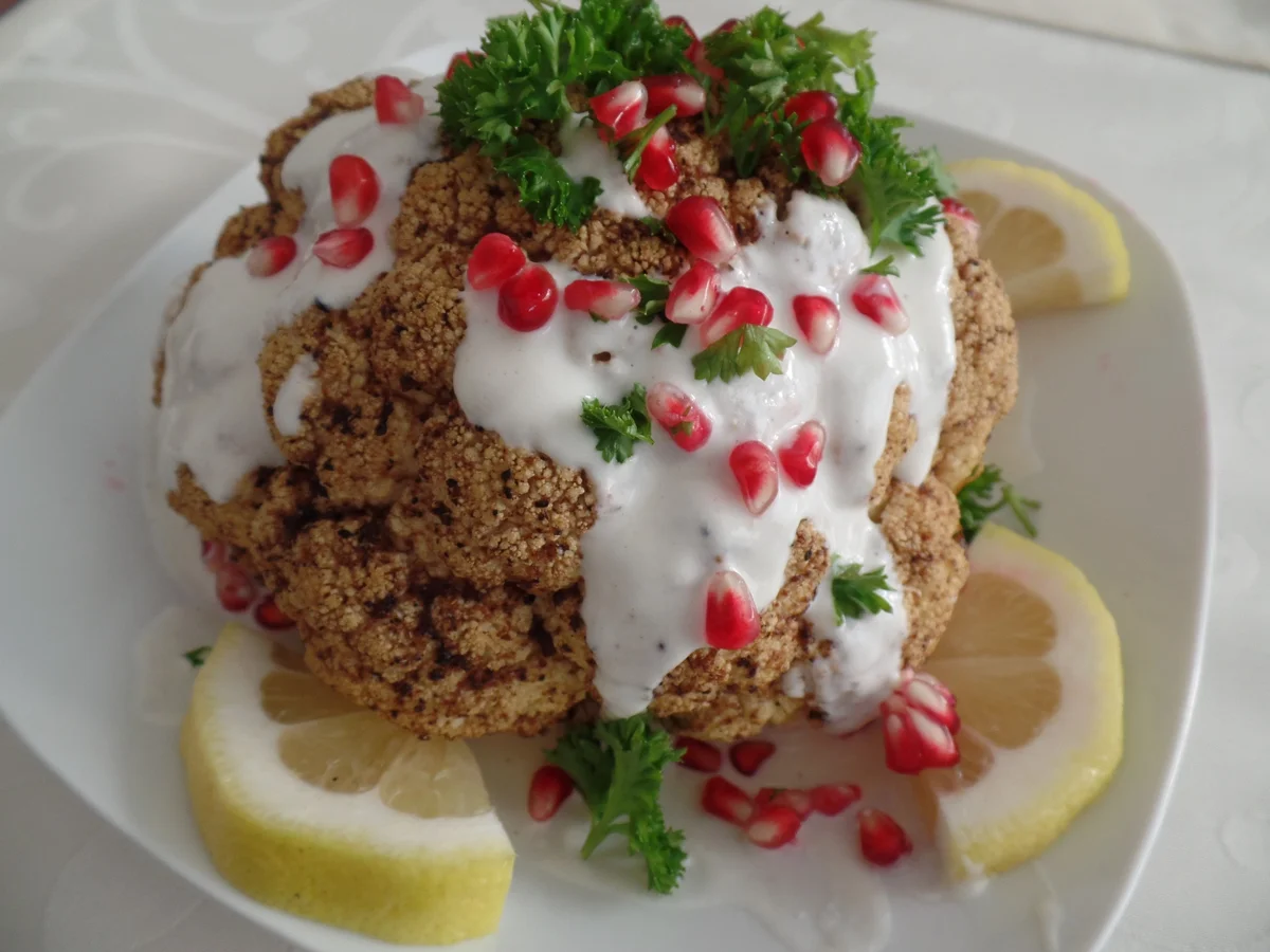 Gerösteter Blumenkohl mit Tahini-Joghurt-Sauce - Rezept - Bild Nr. 6278