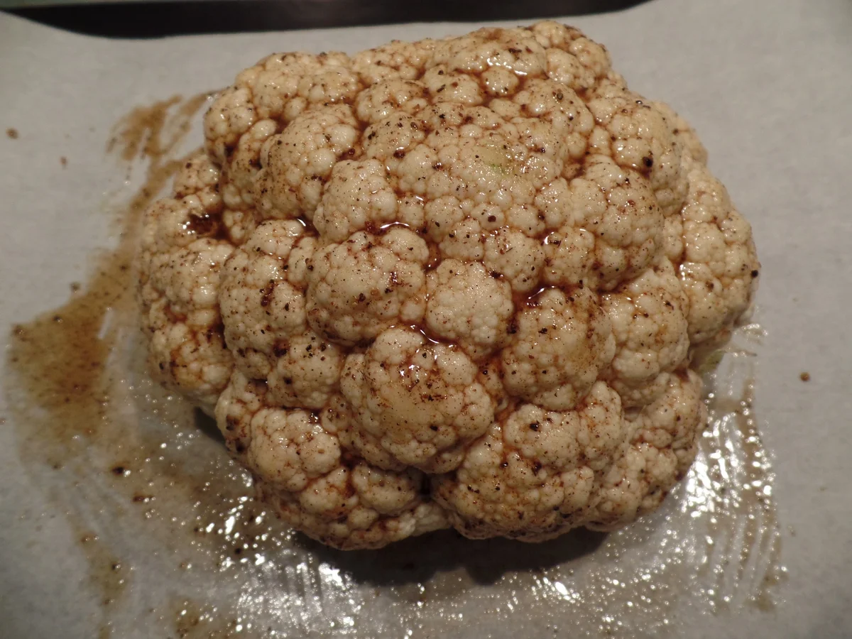 Gerösteter Blumenkohl mit Tahini-Joghurt-Sauce - Rezept - Bild Nr. 6280