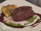 Wagyu Filet mit Schupfnudeln, Trüffel,  Babyspargel und Rotweinreduktion - Rezept - Bild Nr. 2