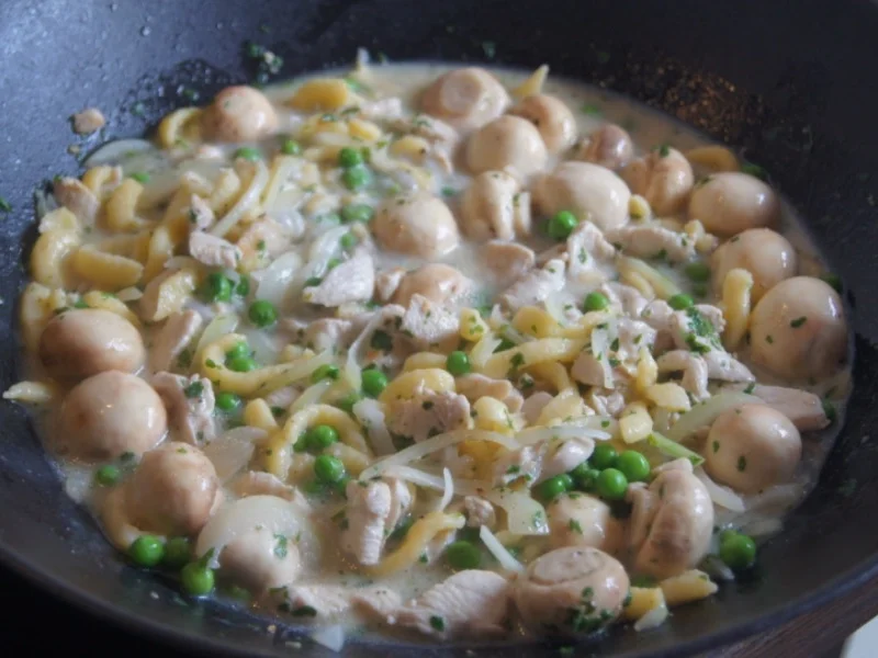 Hähnchen-Gemüse-Wok mit Spätzle - Rezept - Bild Nr. 6313