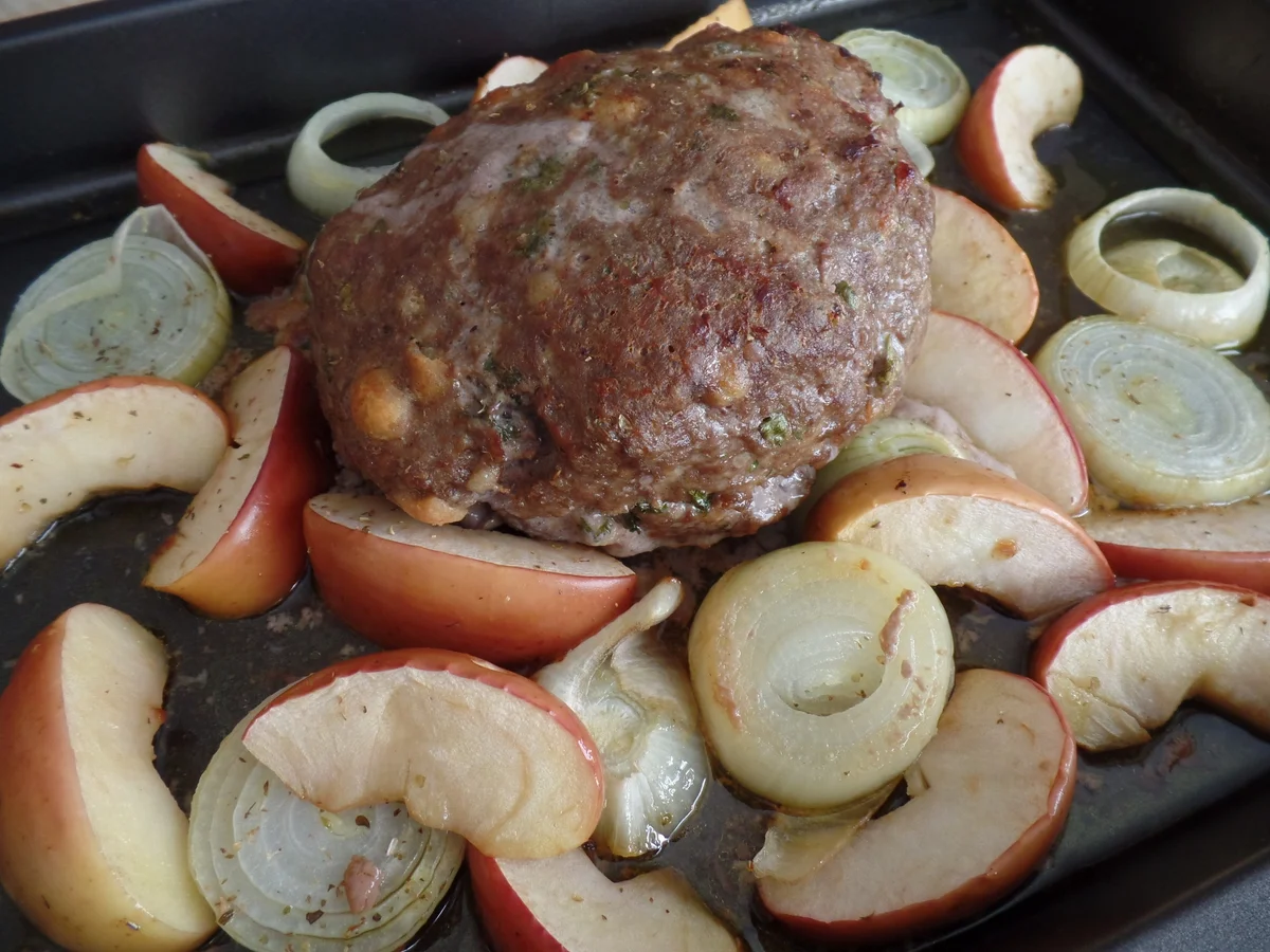 Rezept: Hackbraten mit Äpfeln und Zwiebeln Bild Nr. 6304 Hackbraten mit Äpfeln und Zwiebeln - Rezept - Bild Nr. 6304