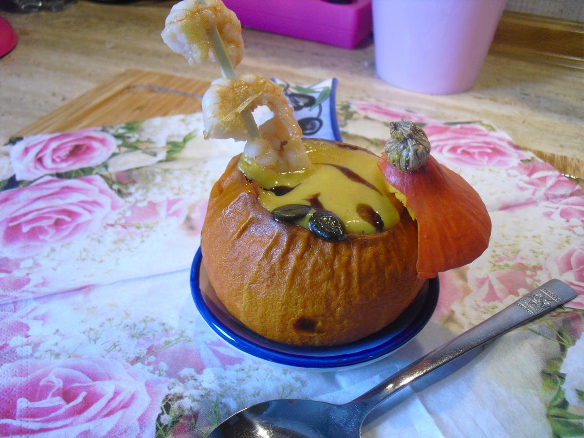 Kürbissuppe vom Hokkaido Kürbis - Rezept - kochbar.de