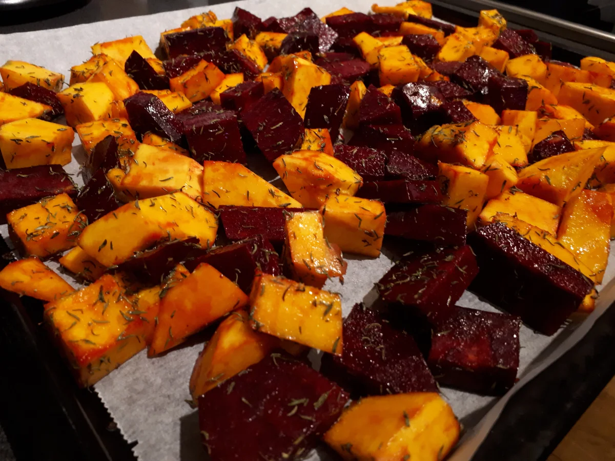 BiNe` S GEBACKENER KÜRBIS MIT ROTER BETE - Rezept - Bild Nr. 6314