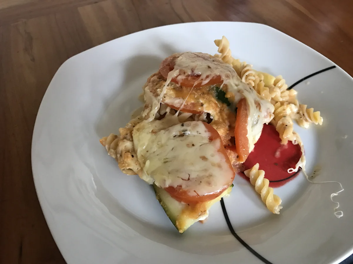 SCHNELLER TOMATEN ZUCCHINI AUFLAUF - Rezept - Bild Nr. 2