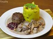 Wildschweinklopse mit frittiertem Rosmarin-Kürbis-Kartoffelstampf - Rezept - Bild Nr. 6318