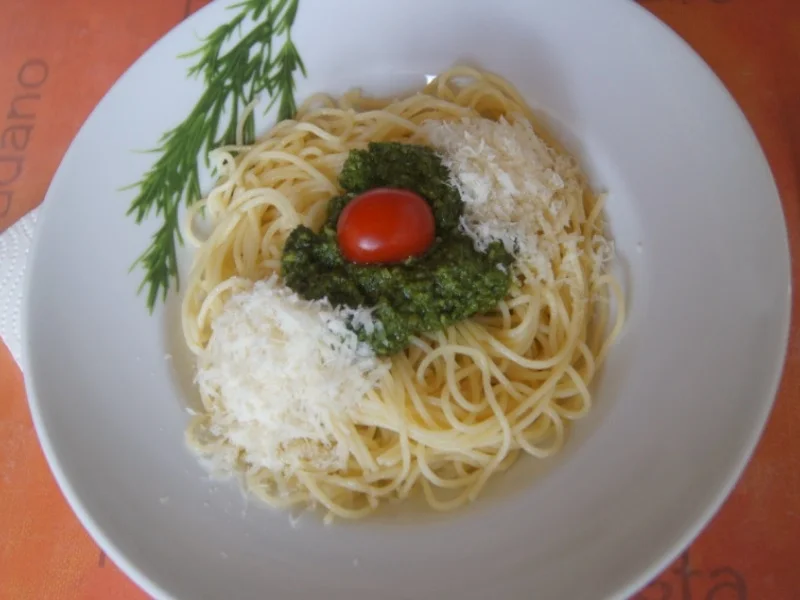 Spaghetti mit Pesto Genovese - Rezept - Bild Nr. 10