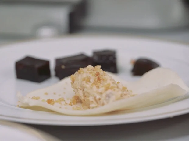 Rezept: Walnuss Mousse in der Hippe und Espresso Gelee mit Kokos-Sauce Bild Nr. 6326 Walnuss Mousse in der Hippe und Espresso Gelee mit Kokos-Sauce - Rezept - Bild Nr. 6326