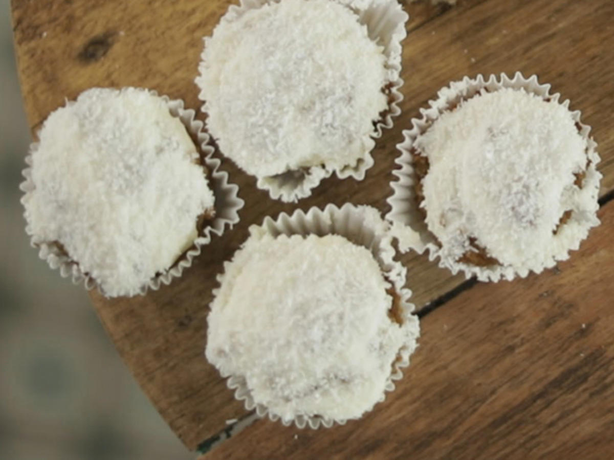 Bilder für Muffins Backen ohne Zucker und Mehl Rezept