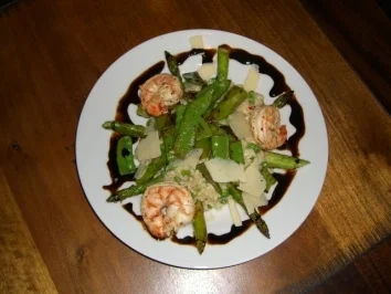 Rezept: Grünes Risotto mit Garnelen Grünes Risotto mit Garnelen - Rezept