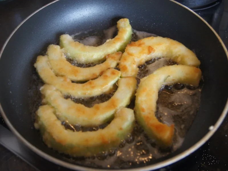 Rezept: Gebratener Zucchini mit Brokkoli-Kartoffelstampf Bild Nr. 6364 Gebratener Zucchini mit Brokkoli-Kartoffelstampf - Rezept - Bild Nr. 6364