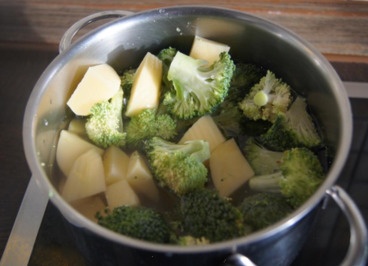 Gebratener Zucchini mit Brokkoli-Kartoffelstampf - Rezept - Bild Nr. 6366