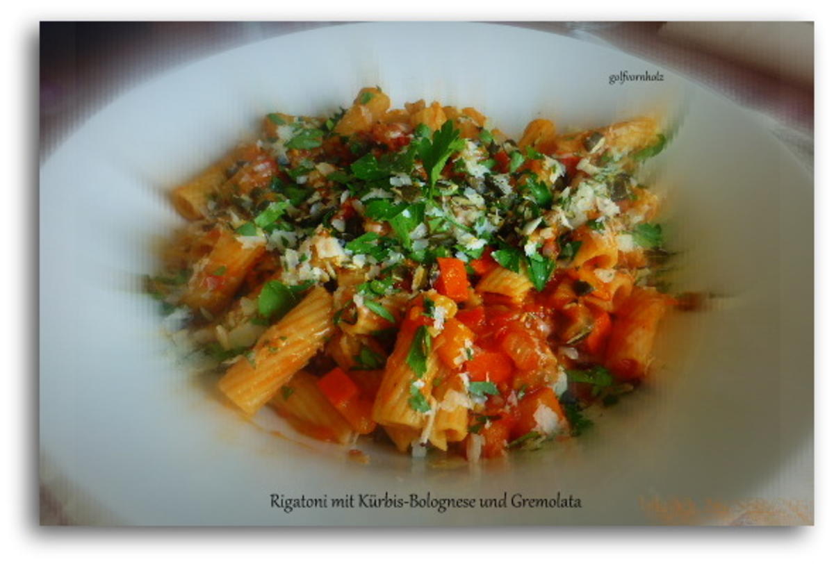 Rigatoni mit Kürbis-Bolognese und Gremolata - Rezept - Bild Nr. 6361