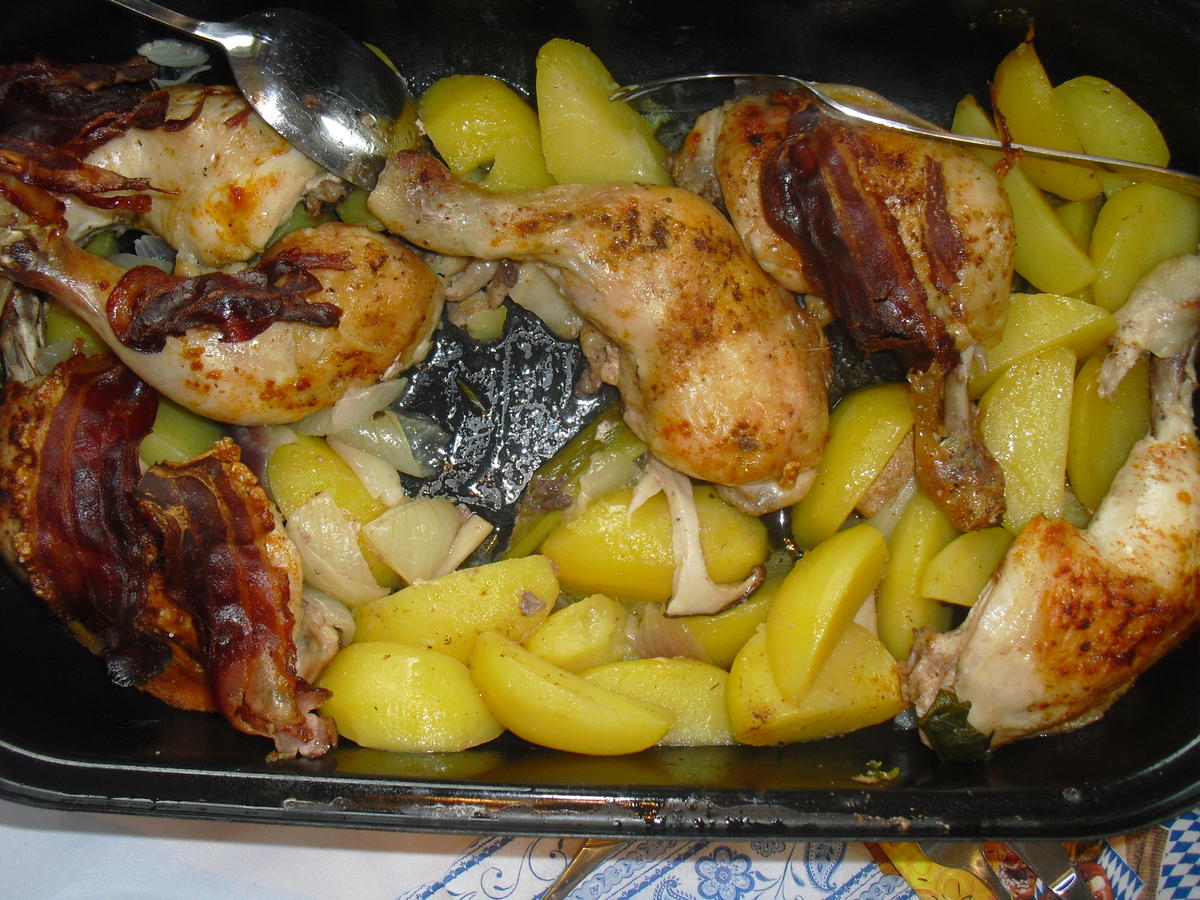 Hühner Schlegel , Kartoffel Spalten , Gemüse - Rezept - Bild Nr. 6362