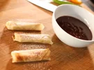 Rezept: Turon: Bananen-Frühlingsrolle mit Schoko-Chili-Soße Bild Nr. 6360 Turon: Bananen-Frühlingsrolle mit Schoko-Chili-Soße - Rezept - Bild Nr. 6360