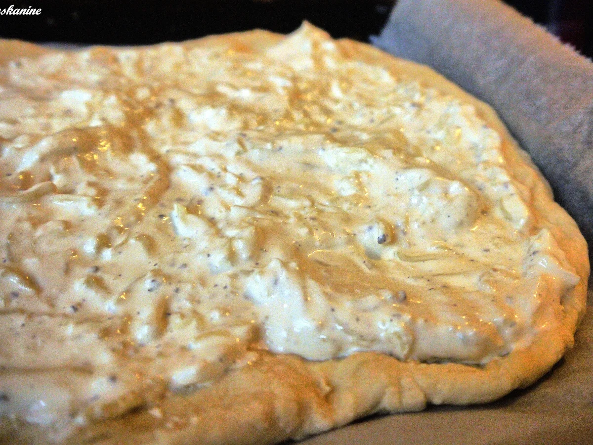 Flammkuchen mit bunten Tomaten - Rezept - Bild Nr. 6366