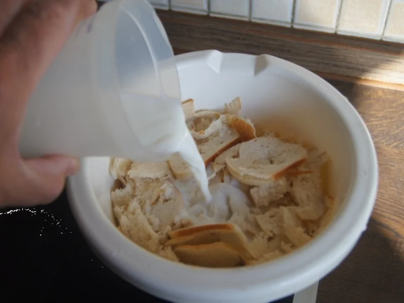 Bayrische Semmelknödel mit Rahmwaldpilzen - Rezept - Bild Nr. 5