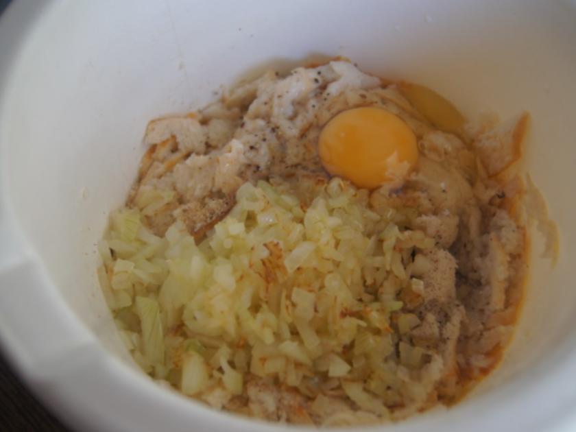 Bayrische Semmelknödel mit Rahmwaldpilzen - einfach - von MausVoh