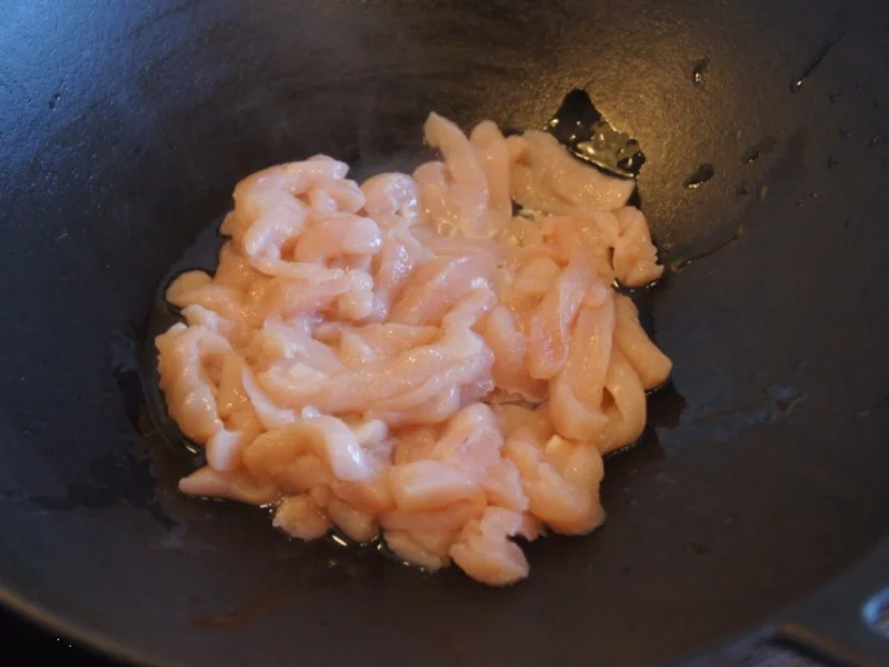 Rezept: Hähnchenbrustfiletcurry mit Petersilienkartoffeln und Feldsalat Bild Nr. 6378 Hähnchenbrustfiletcurry mit Petersilienkartoffeln und Feldsalat - Rezept - Bild Nr. 6378