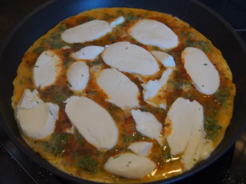 Rezept: Mozzarella-Paprika-Omelett Bild Nr. 6382 Mozzarella-Paprika-Omelett - Rezept - Bild Nr. 6382