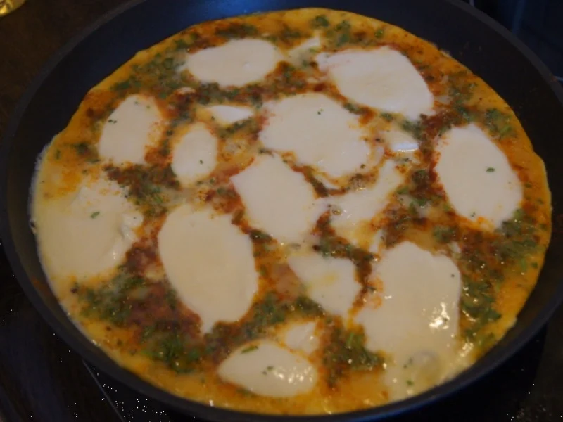 Rezept: Mozzarella-Paprika-Omelett Bild Nr. 6384 Mozzarella-Paprika-Omelett - Rezept - Bild Nr. 6384