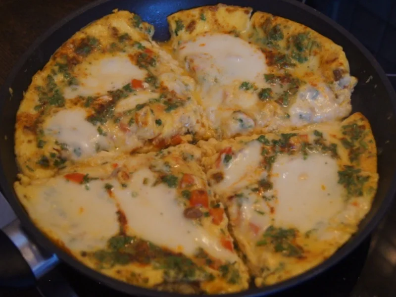 Rezept: Mozzarella-Paprika-Omelett Bild Nr. 6385 Mozzarella-Paprika-Omelett - Rezept - Bild Nr. 6385