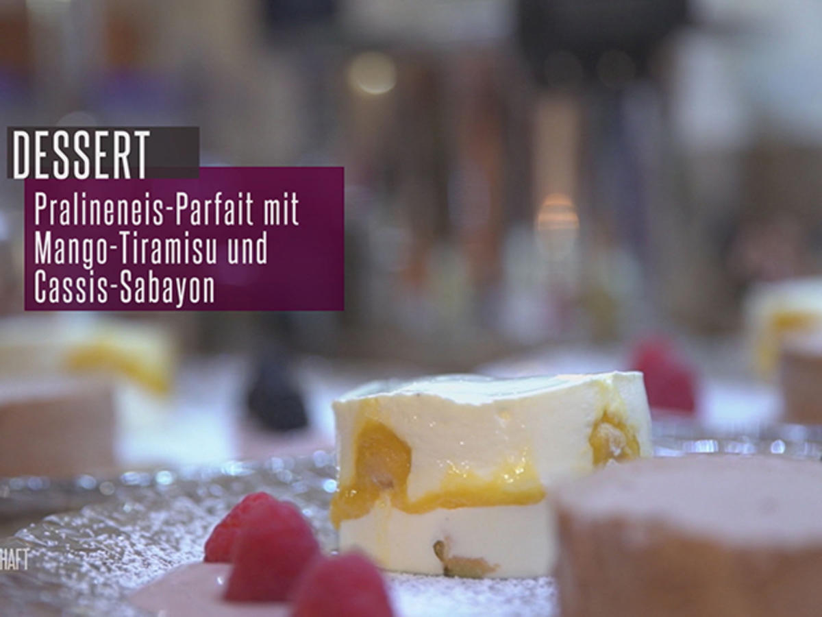 Pralinenhalbgefrorenes an Mango Tiramisu mit Cassis Sabayon - einfach ... Pralinenhalbgefrorenes an Mango Tiramisu mit Cassis Sabayon - einfach ...