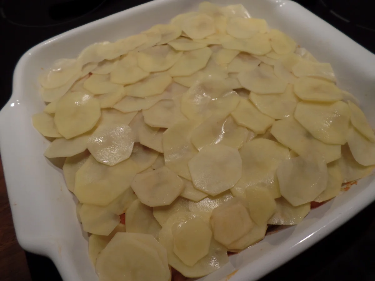 Rezept: Gulasch mit Kartoffelkruste Bild Nr. 6379 Gulasch mit Kartoffelkruste - Rezept - Bild Nr. 6379