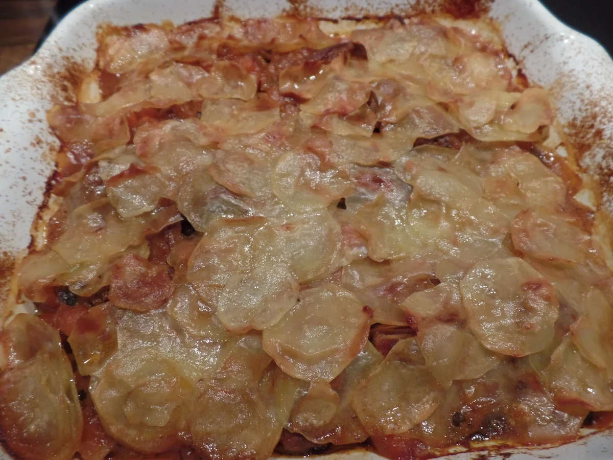 Rezept: Gulasch mit Kartoffelkruste Bild Nr. 6381 Gulasch mit Kartoffelkruste - Rezept - Bild Nr. 6381