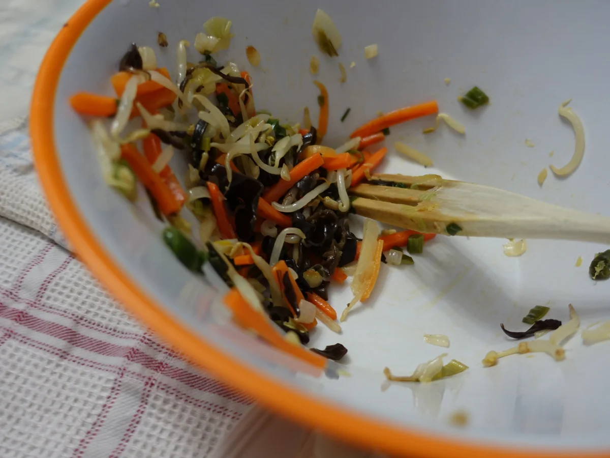 Frühlingsrollen mit Sweet Chili Sauce - Rezept - Bild Nr. 6391