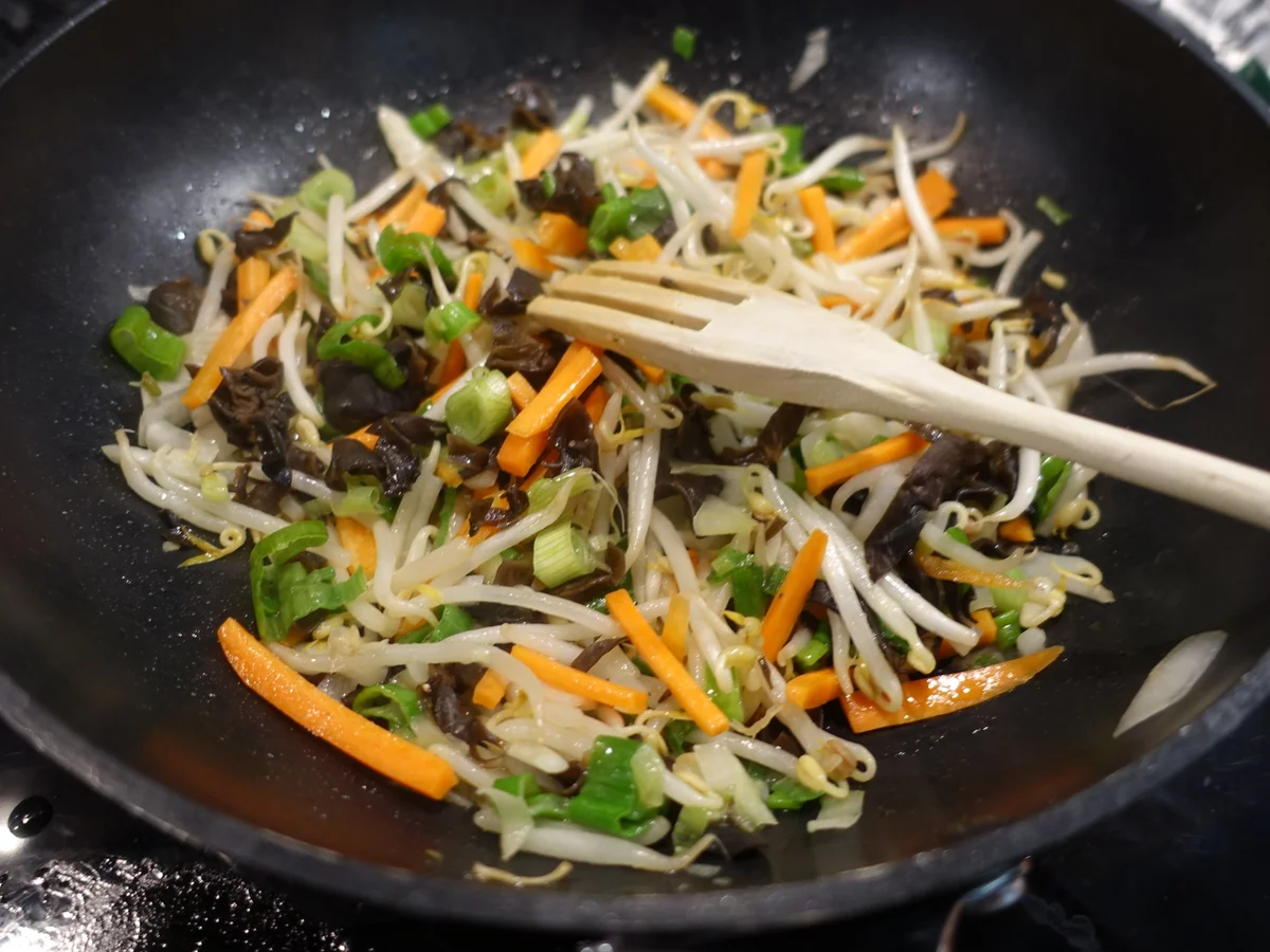 Frühlingsrollen mit Sweet Chili Sauce - Rezept - Bild Nr. 6392