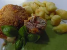 Schweinefilet-Röllchen, Spinat-Gorgonzolasoße und Gnocchi - Rezept - Bild Nr. 6391