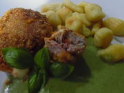 Schweinefilet-Röllchen, Spinat-Gorgonzolasoße und Gnocchi - Rezept - Bild Nr. 6391