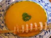 Pikante Kürbiscremesuppe mit Garnelenspieß - Rezept - Bild Nr. 6391