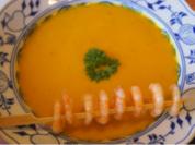 Pikante Kürbiscremesuppe mit Garnelenspieß - Rezept - Bild Nr. 6391