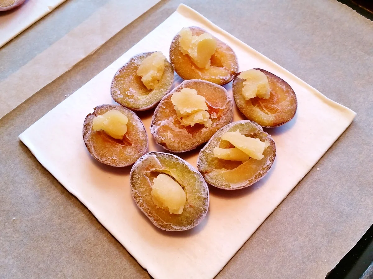 Zwetschgen-Teilchen ... - Rezept - Bild Nr. 3