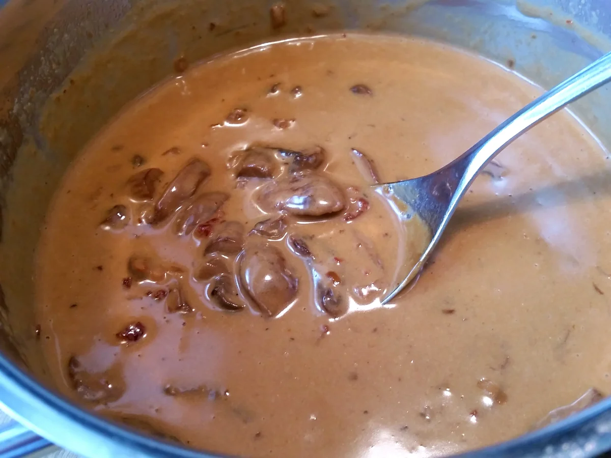 Rezept: Feine Pilz-Soße ... Bild Nr. 6395 Feine Pilz-Soße ... - Rezept - Bild Nr. 6395