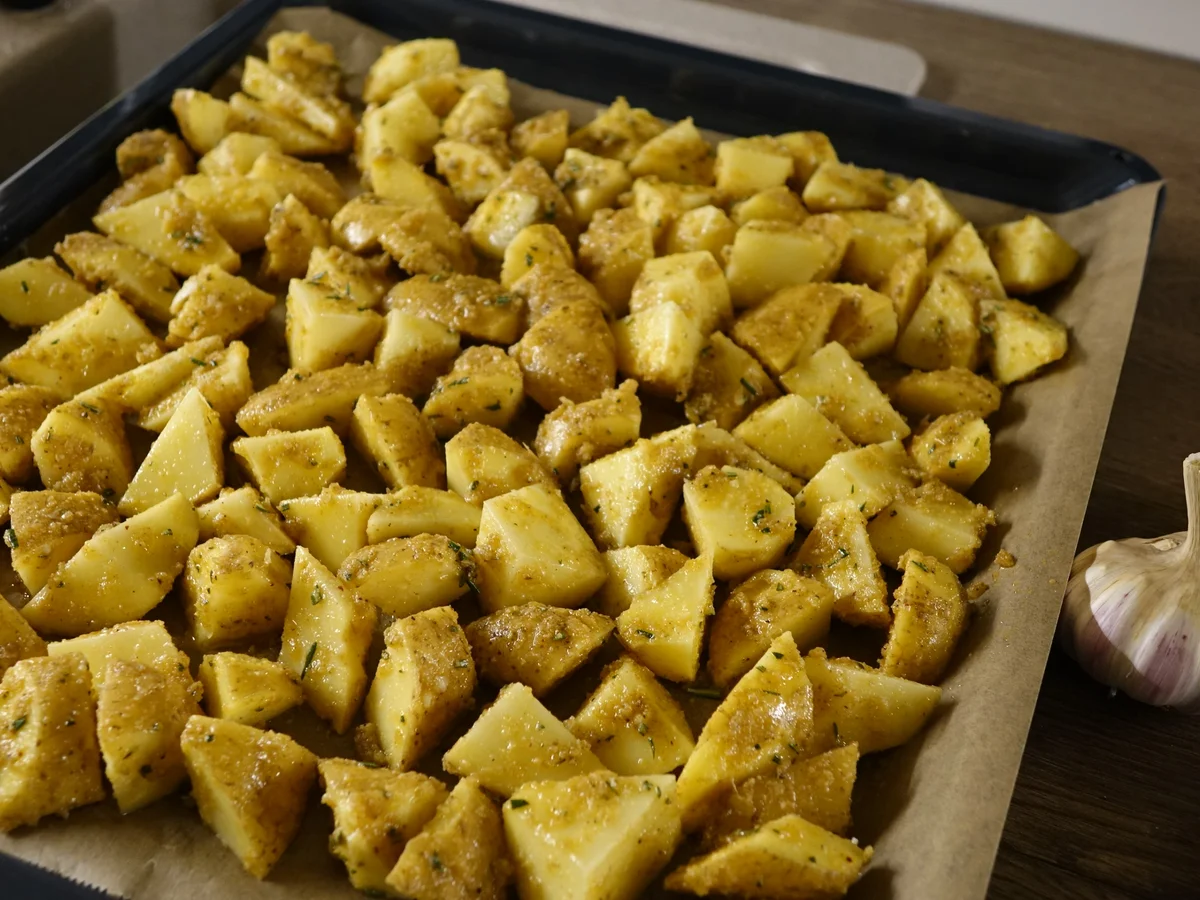 Knusprige Parmesan-Knoblauch-Kartoffeln - Rezept - Bild Nr. 6430