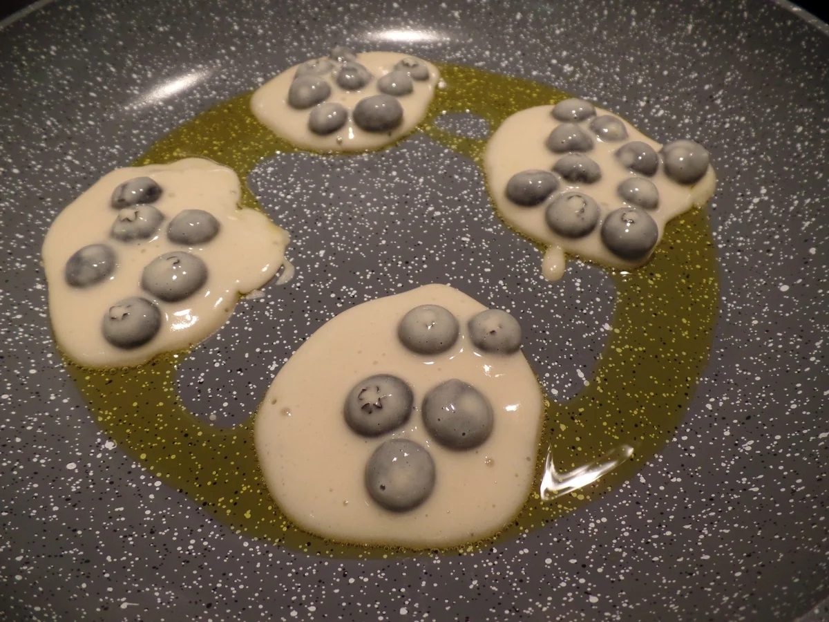 Heidelbeer-Pfannküchlein - Rezept - Bild Nr. 6465