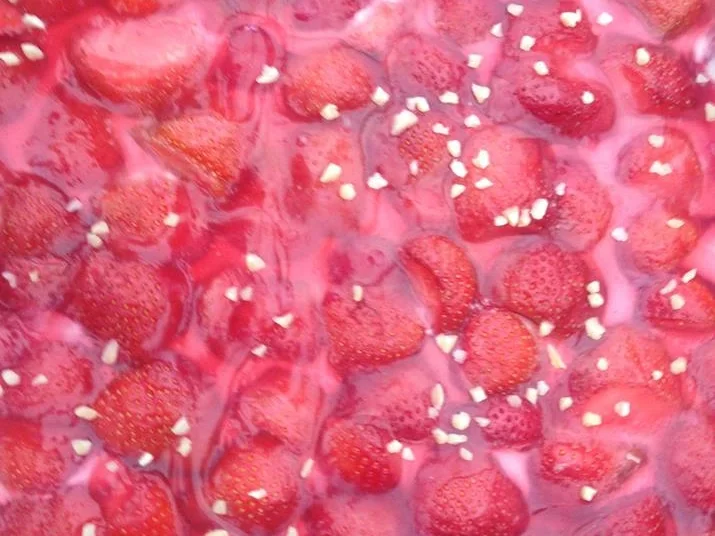 Rezept: Erdbeerkuchen mit Vanillepudding Bild Nr. 2 Erdbeerkuchen mit Vanillepudding - Rezept - Bild Nr. 2