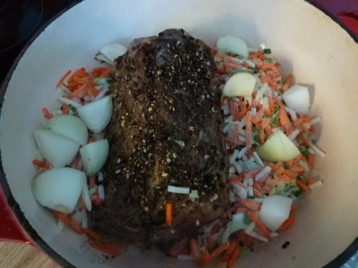 Heidschnuckenbraten mit Wacholdercremesoße - Rezept - Bild Nr. 6511