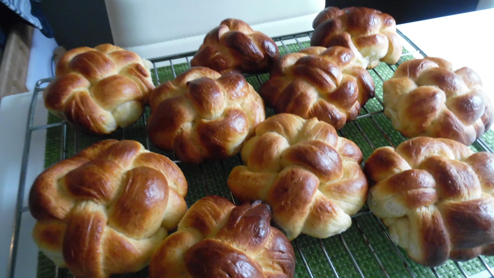 Geflochtene Milchbrötchen Rezept Von Einsendungen barbara62