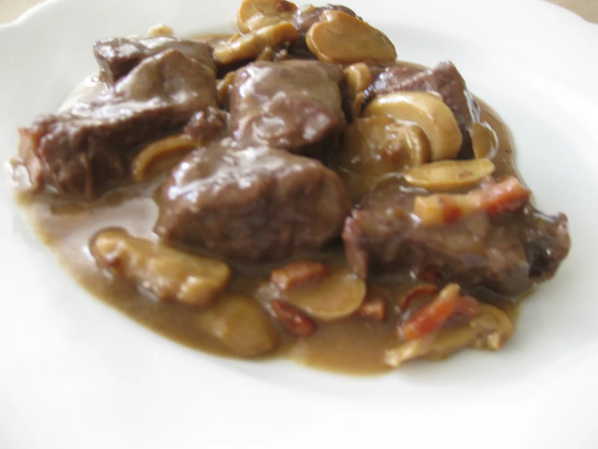 Rezept: Rindfleischtopf Burgund Bild Nr. 6509 Rindfleischtopf Burgund - Rezept - Bild Nr. 6509