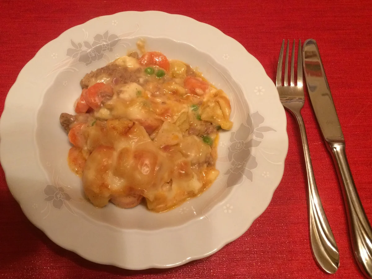 Kartoffel-Gemüse-Hack-Auflauf mit Käsesoße - Rezept - Bild Nr. 6549