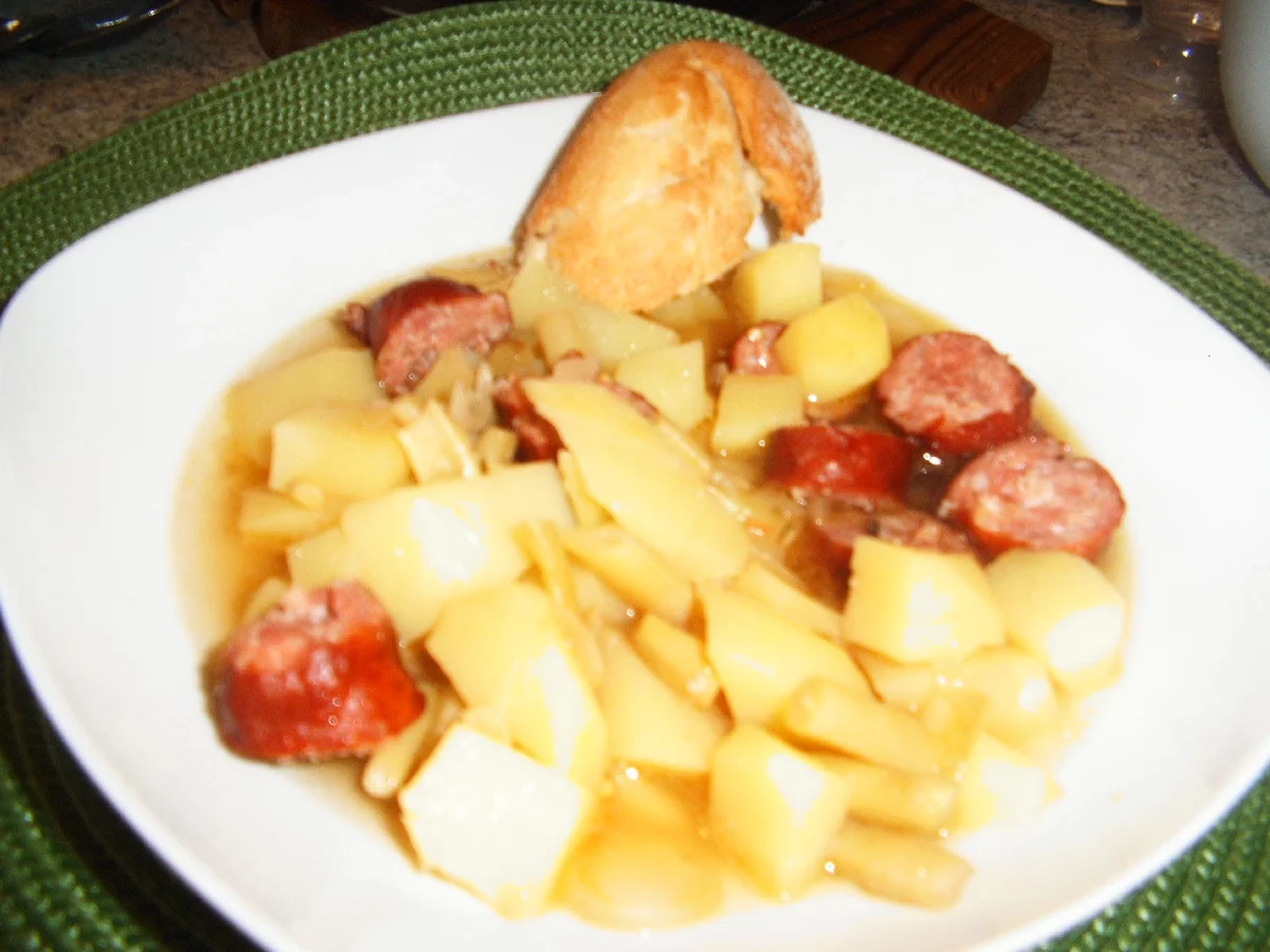 Bohneneintopf mit sauren Bohnen - Rezept - Bild Nr. 6591