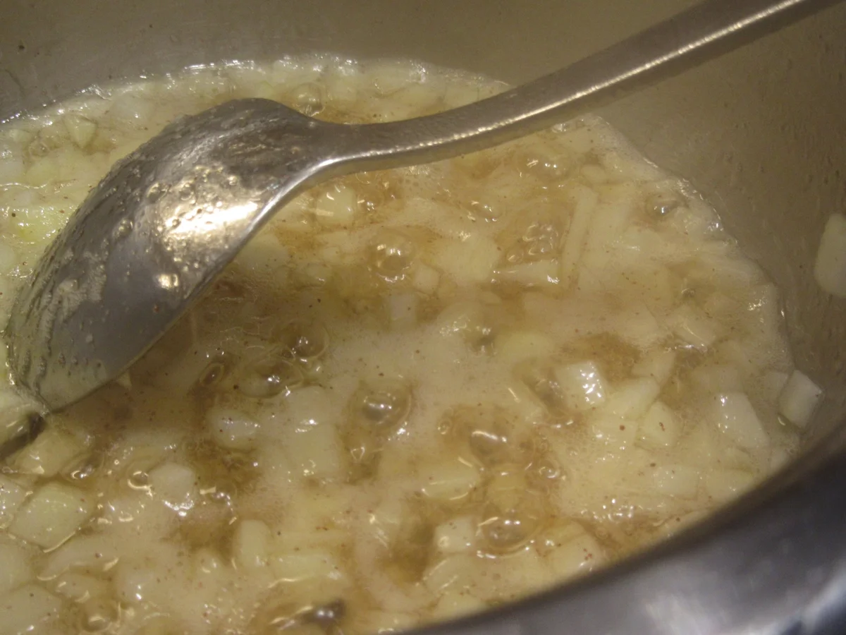 Rezept: Dessert: Bratapfeleis und Eispralinen Bild Nr. 6597 Dessert: Bratapfeleis und Eispralinen - Rezept - Bild Nr. 6597