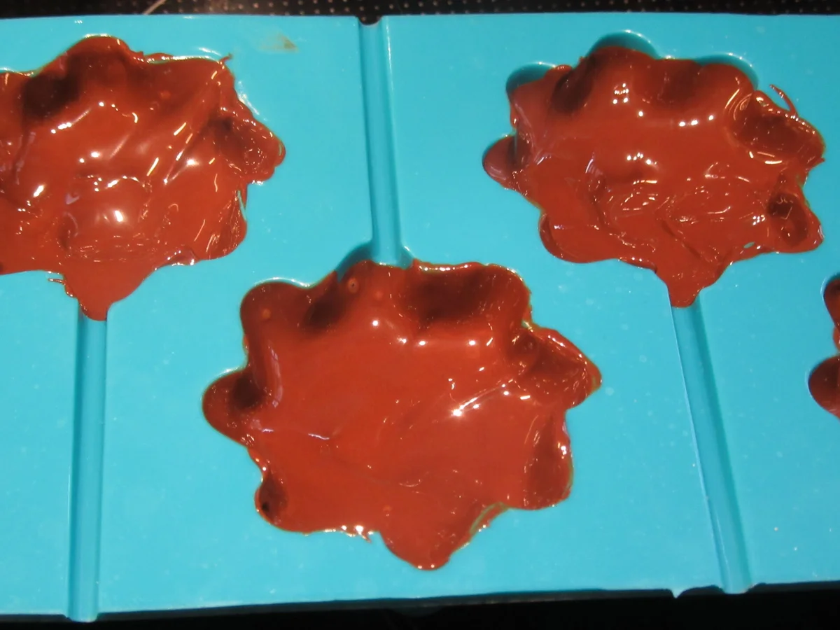 Rezept: Dessert: Bratapfeleis und Eispralinen Bild Nr. 6600 Dessert: Bratapfeleis und Eispralinen - Rezept - Bild Nr. 6600