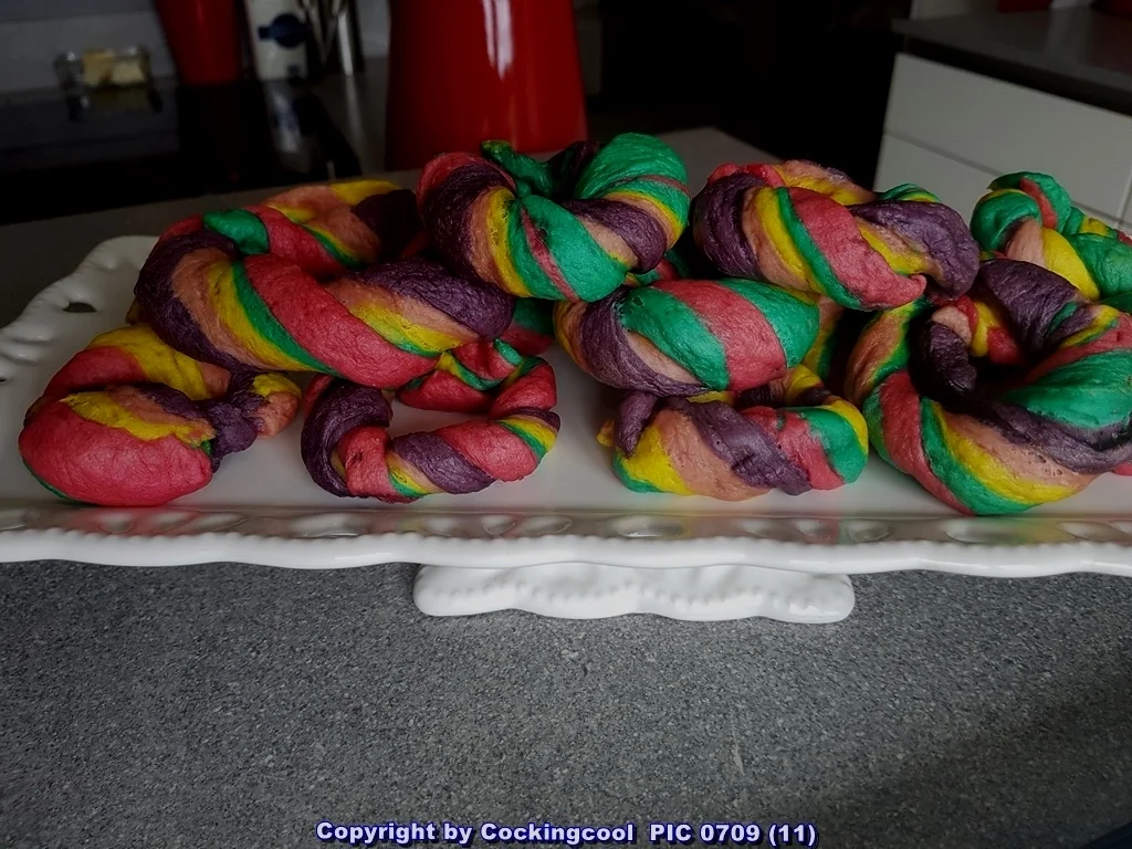 Rezept: Regenbogen Bagel`s (die süsse Variante) Bild Nr. 6596 Regenbogen Bagel`s (die süsse Variante) - Rezept - Bild Nr. 6596