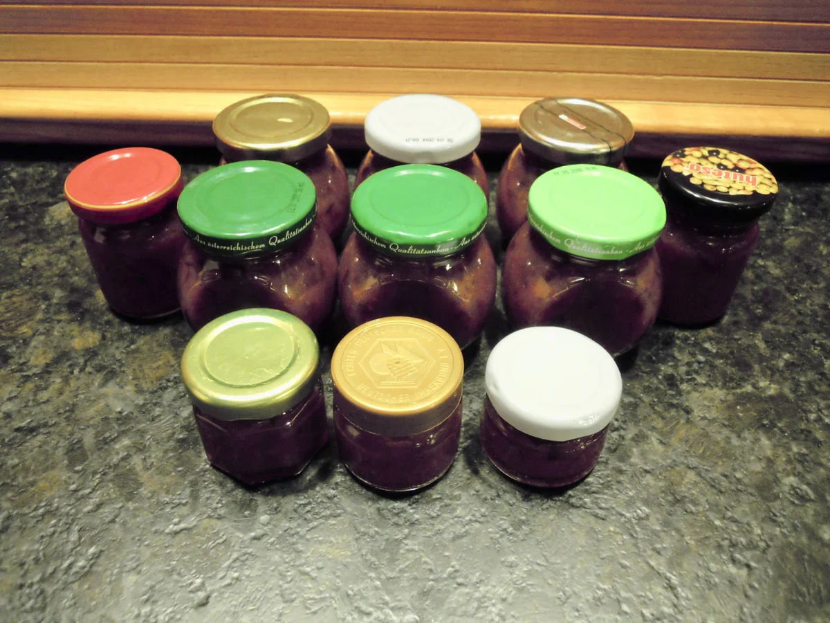 Rezept: Pikante Zwetschgen - Mostarda Marmelade Bild Nr. 2 Pikante Zwetschgen - Mostarda Marmelade - Rezept - Bild Nr. 2