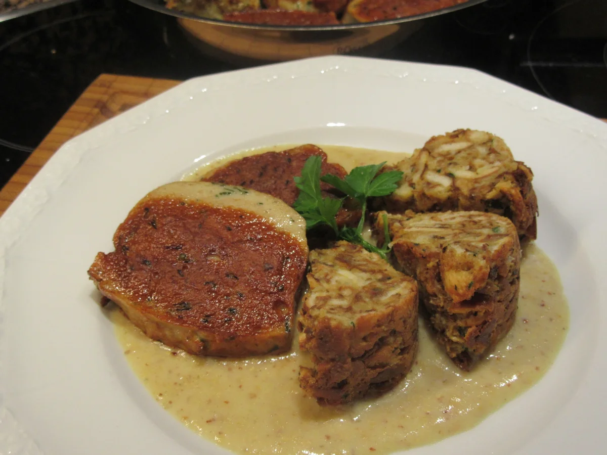 Fleisch: Gebackene Weißwurst mit Brez´nknödeln und Senfsoße - Rezept - Bild Nr. 6603