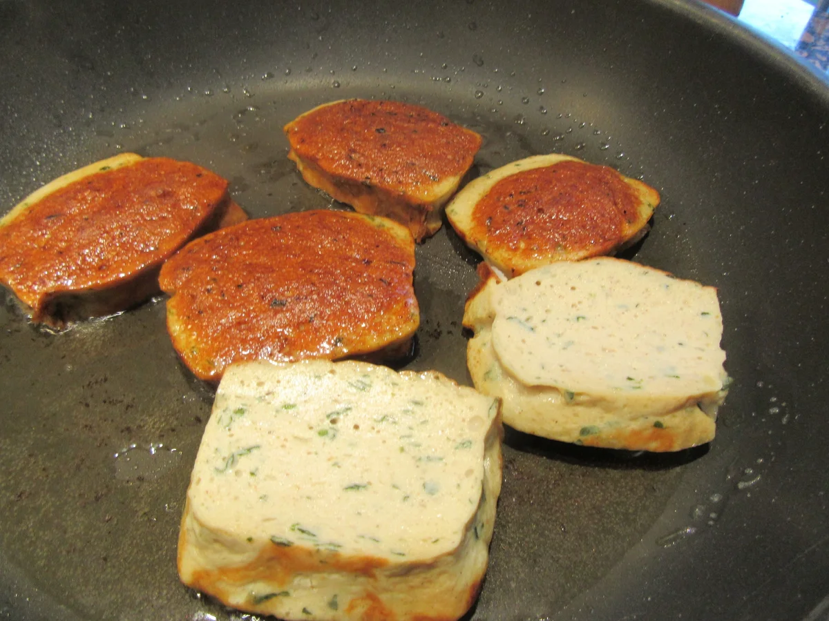 Fleisch: Gebackene Weißwurst mit Brez´nknödeln und Senfsoße - Rezept - Bild Nr. 6606